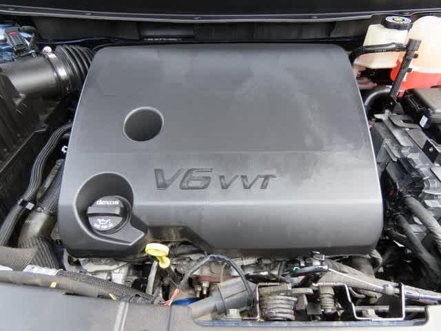 used 2022 Chevrolet Traverse car, priced at $27,800