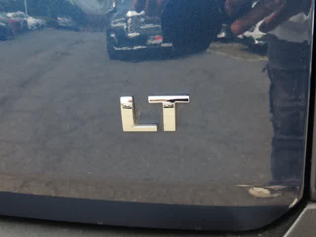 used 2022 Chevrolet Traverse car, priced at $27,800