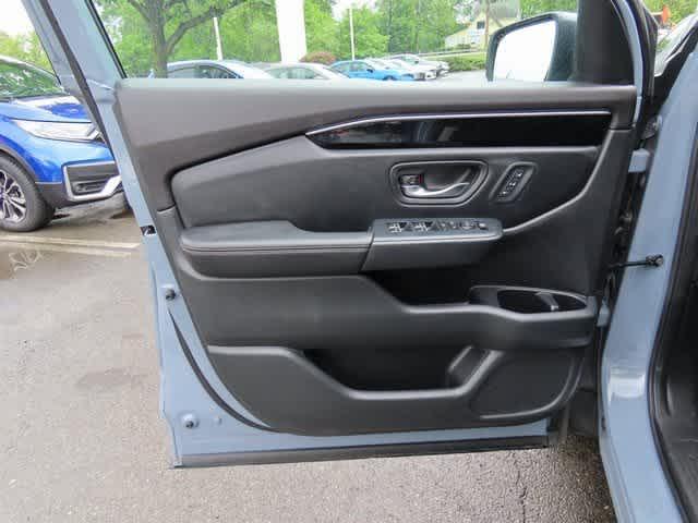 used 2023 Honda Pilot car, priced at $43,500