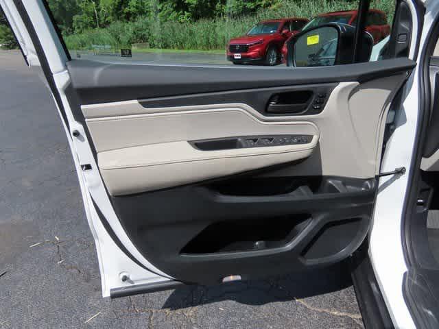 new 2026 Honda Odyssey car, priced at $44,745
