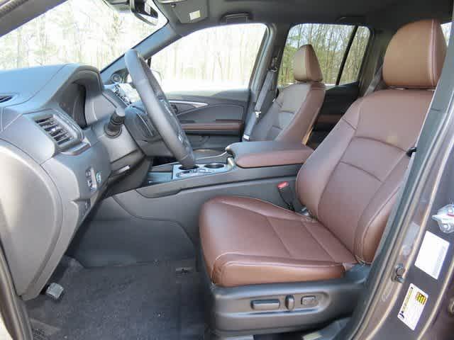 new 2024 Honda Ridgeline car, priced at $44,200