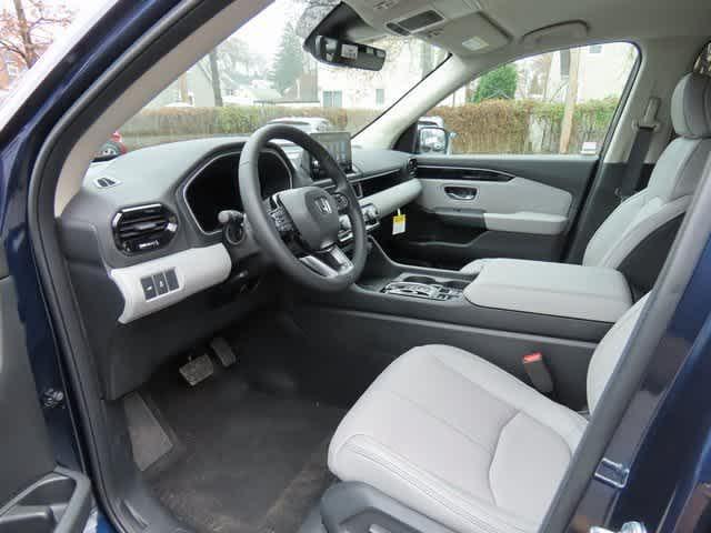 new 2025 Honda Pilot car, priced at $47,845