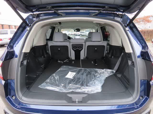 new 2025 Honda Pilot car, priced at $47,845