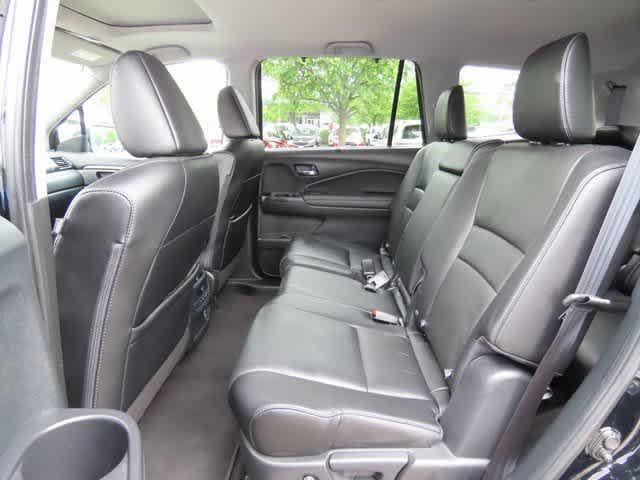 used 2022 Honda Pilot car, priced at $28,600
