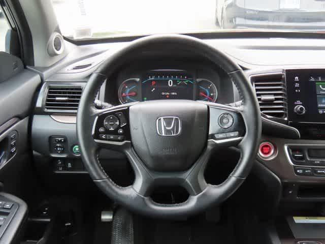 used 2022 Honda Pilot car, priced at $28,600