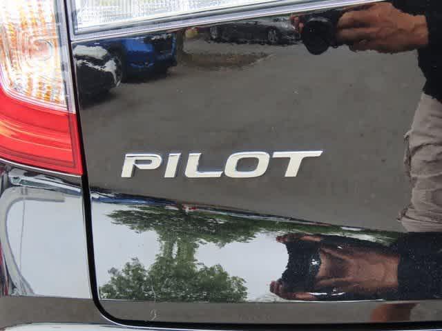 used 2022 Honda Pilot car, priced at $28,600