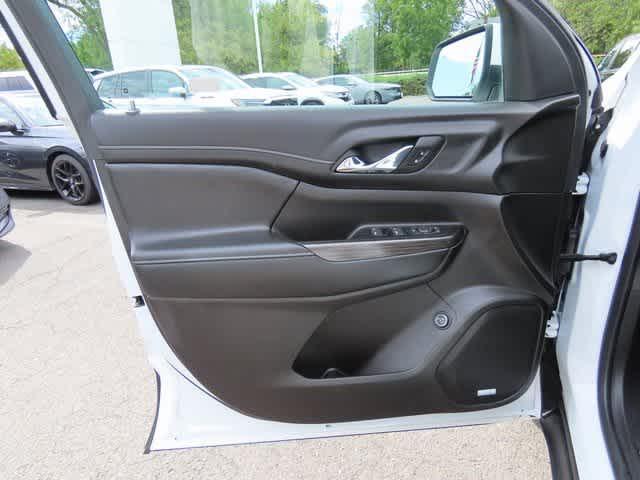 used 2023 GMC Acadia car, priced at $26,994