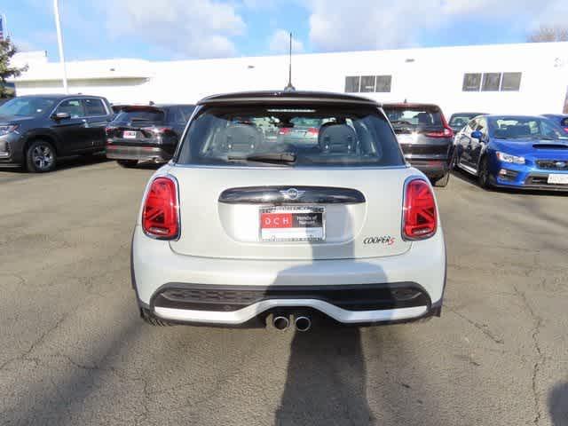 used 2022 MINI Hardtop car, priced at $26,499