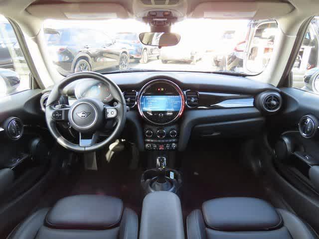 used 2022 MINI Hardtop car, priced at $26,499