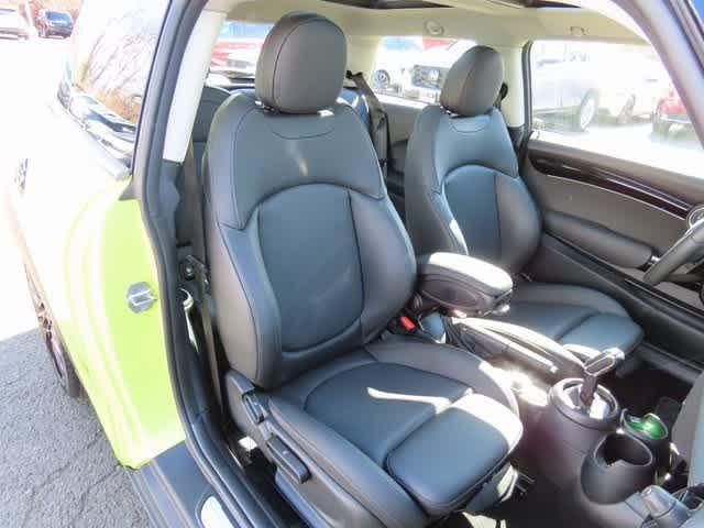 used 2023 MINI Hardtop car, priced at $24,300