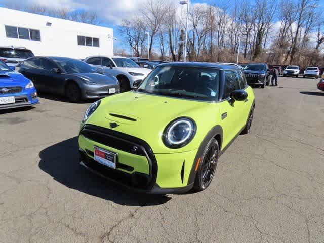 used 2023 MINI Hardtop car, priced at $24,300