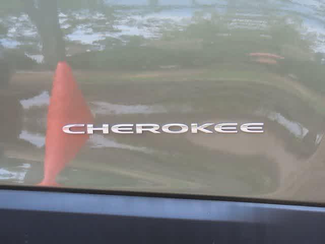 used 2021 Jeep Cherokee car, priced at $21,104