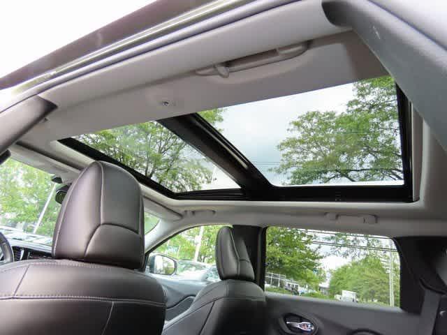 used 2021 Jeep Cherokee car, priced at $21,104