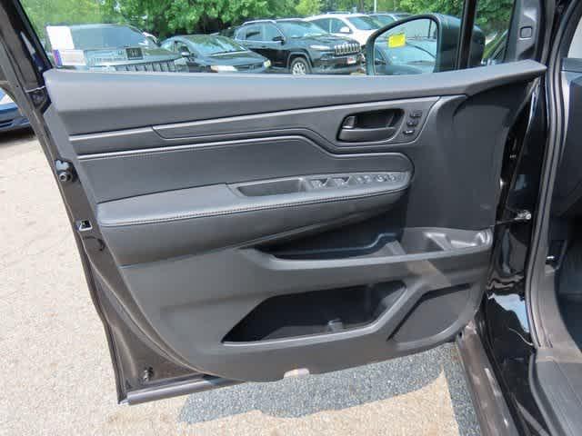 new 2026 Honda Odyssey car, priced at $44,290