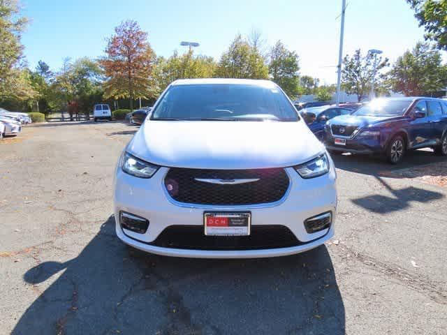 used 2024 Chrysler Pacifica car, priced at $35,800