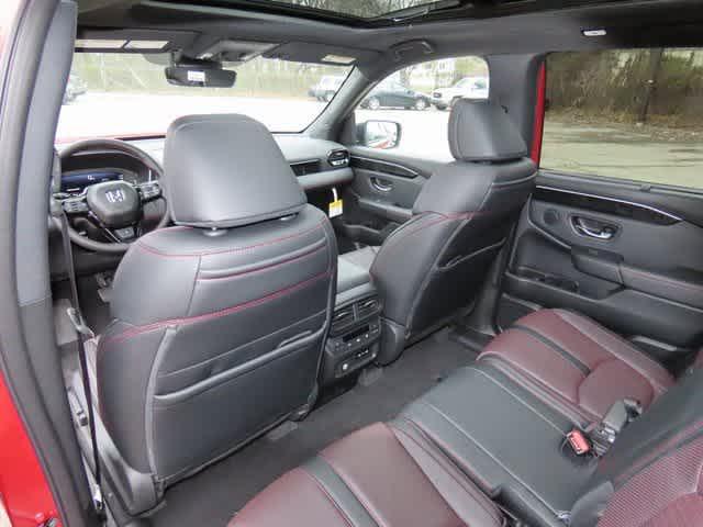 new 2025 Honda Pilot car, priced at $56,130