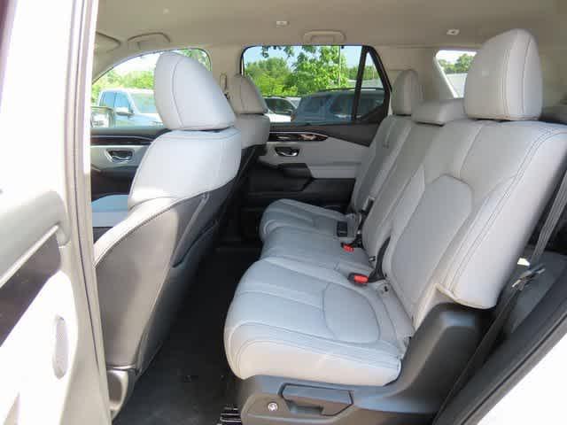 new 2025 Honda Pilot car, priced at $47,550