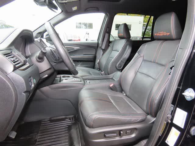 used 2022 Honda Passport car, priced at $29,999