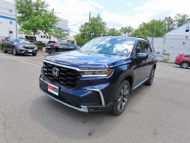 new 2025 Honda Pilot car, priced at $54,530