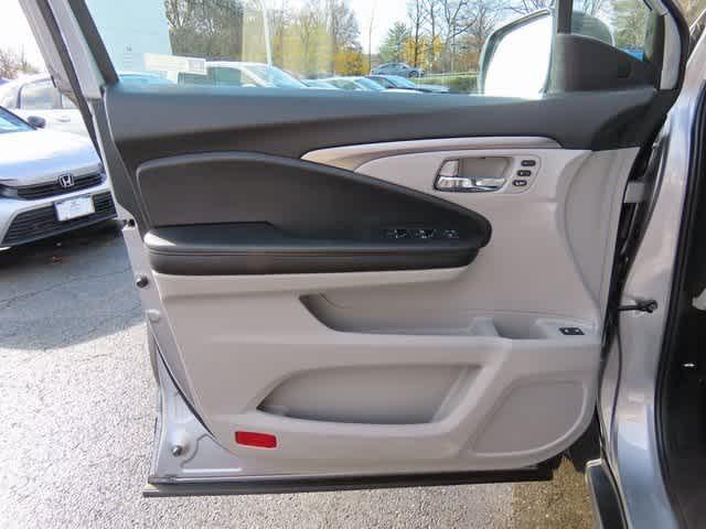 used 2022 Honda Pilot car, priced at $33,441