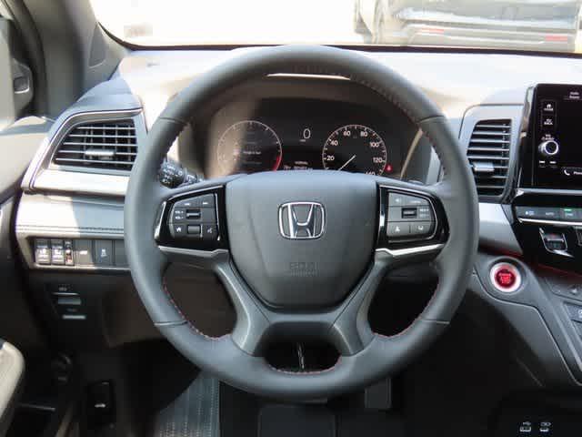 used 2025 Honda Odyssey car, priced at $42,500