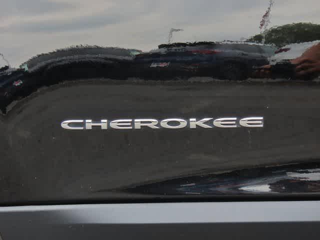 used 2018 Jeep Cherokee car, priced at $13,278