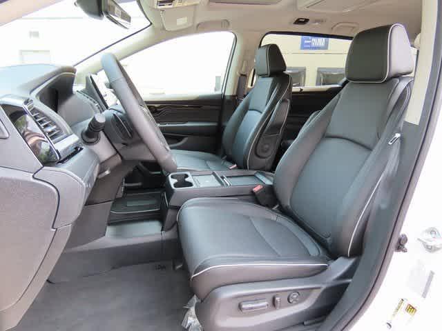 new 2025 Honda Odyssey car, priced at $53,085