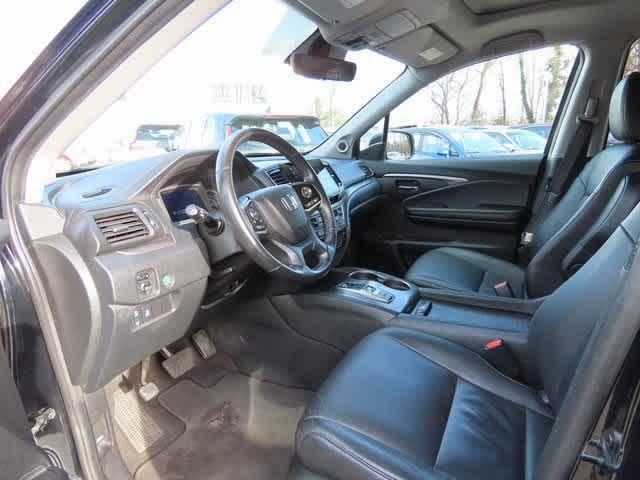 used 2021 Honda Pilot car, priced at $30,499