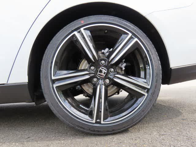 new 2025 Honda Accord Hybrid car, priced at $35,305