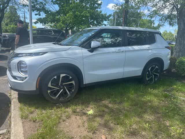 used 2023 Mitsubishi Outlander car, priced at $23,350