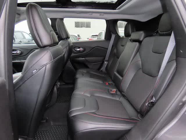 used 2022 Jeep Cherokee car, priced at $24,999