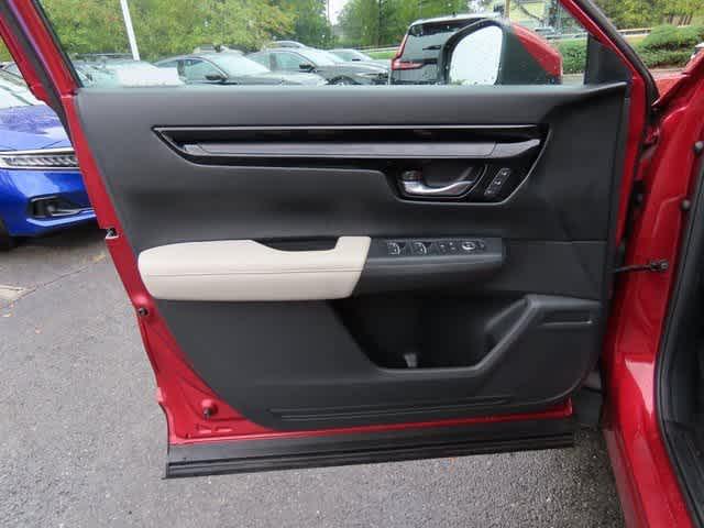 used 2023 Honda CR-V car, priced at $28,999