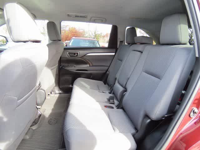 used 2019 Toyota Highlander car, priced at $21,989
