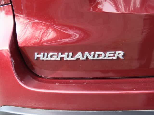 used 2019 Toyota Highlander car, priced at $21,989