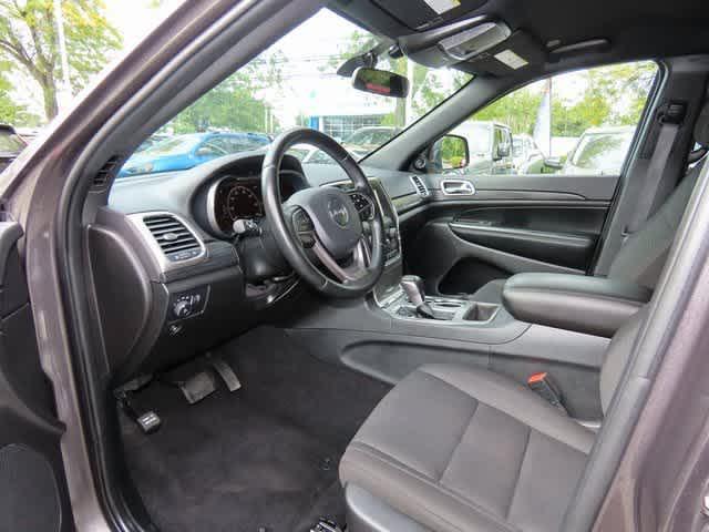 used 2021 Jeep Grand Cherokee car, priced at $17,299