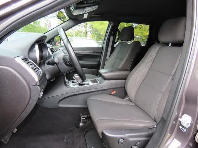 used 2021 Jeep Grand Cherokee car, priced at $17,299