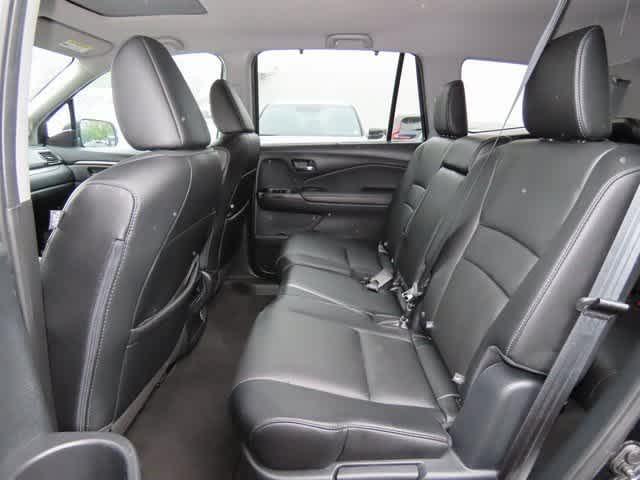 used 2022 Honda Pilot car, priced at $31,499