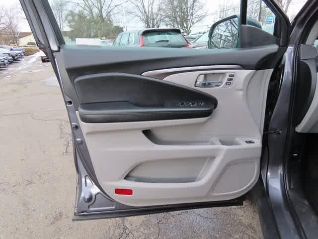 used 2019 Honda Pilot car, priced at $20,000