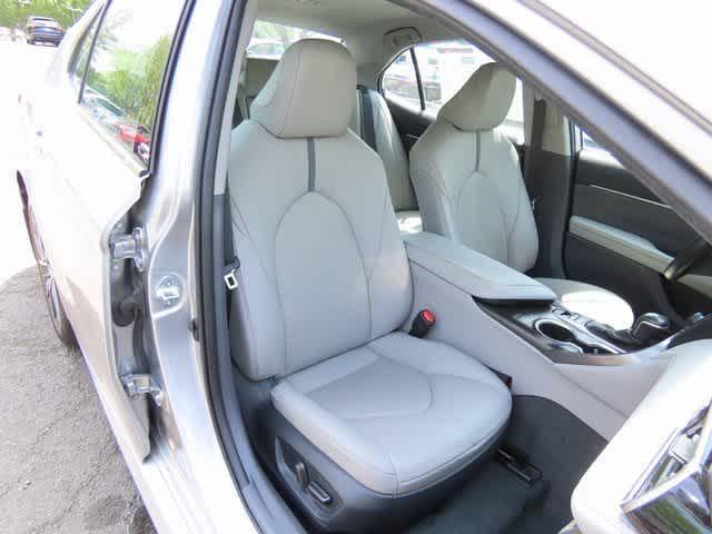 used 2023 Toyota Camry Hybrid car, priced at $28,100