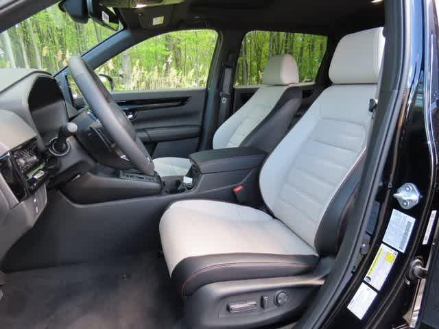 new 2025 Honda CR-V Hybrid car, priced at $42,495