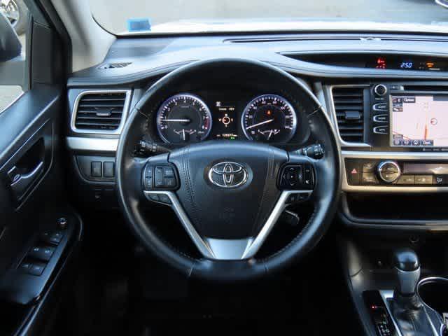 used 2018 Toyota Highlander car, priced at $21,999