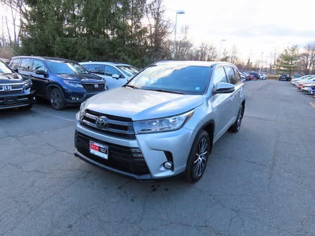 used 2018 Toyota Highlander car, priced at $21,999