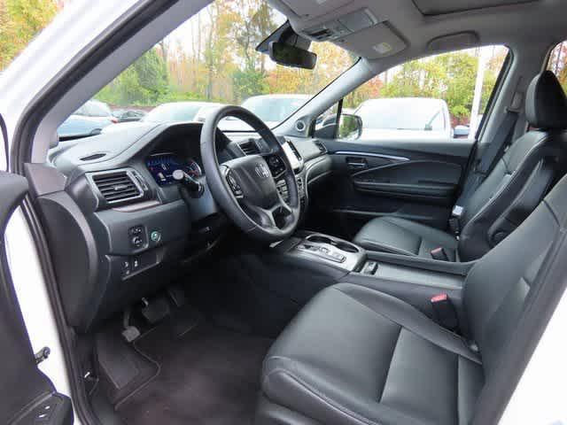 used 2022 Honda Pilot car, priced at $26,999