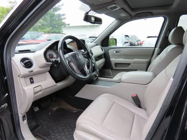 used 2014 Honda Pilot car, priced at $13,750
