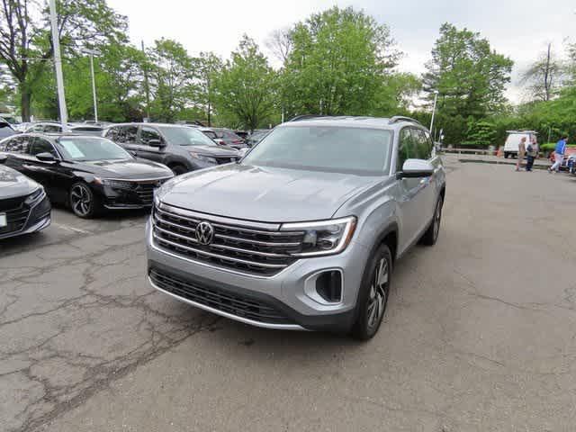 used 2025 Volkswagen Atlas car, priced at $43,300