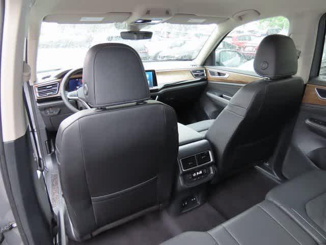 used 2025 Volkswagen Atlas car, priced at $40,500
