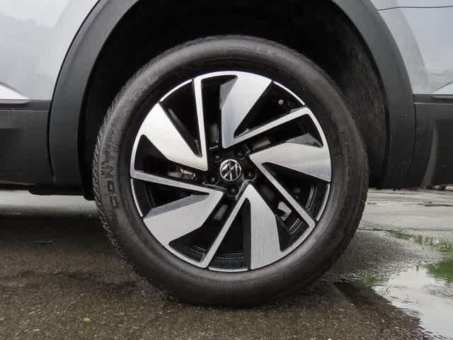 used 2025 Volkswagen Atlas car, priced at $40,500
