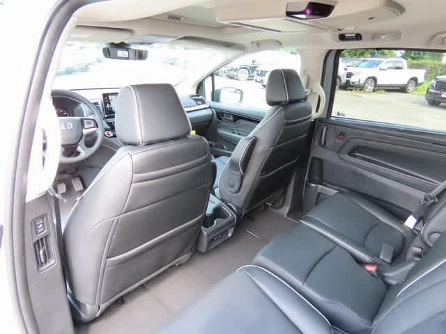 new 2025 Honda Odyssey car, priced at $48,005