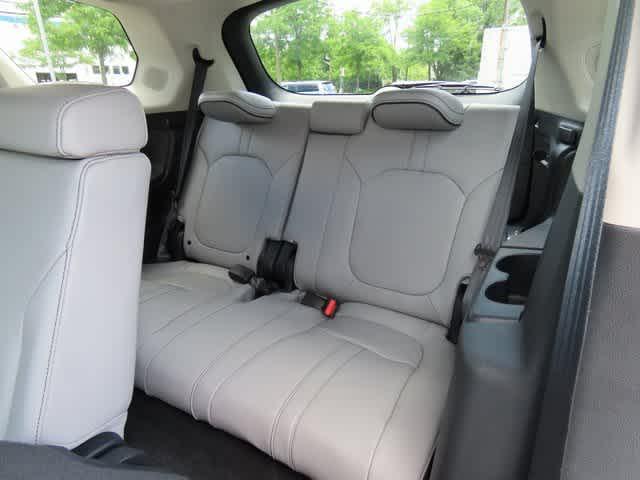 new 2025 Honda Pilot car, priced at $56,250