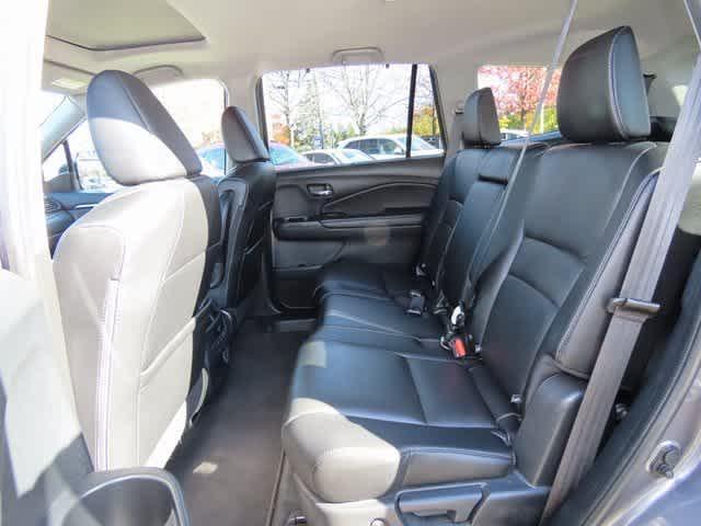 used 2022 Honda Pilot car, priced at $29,879